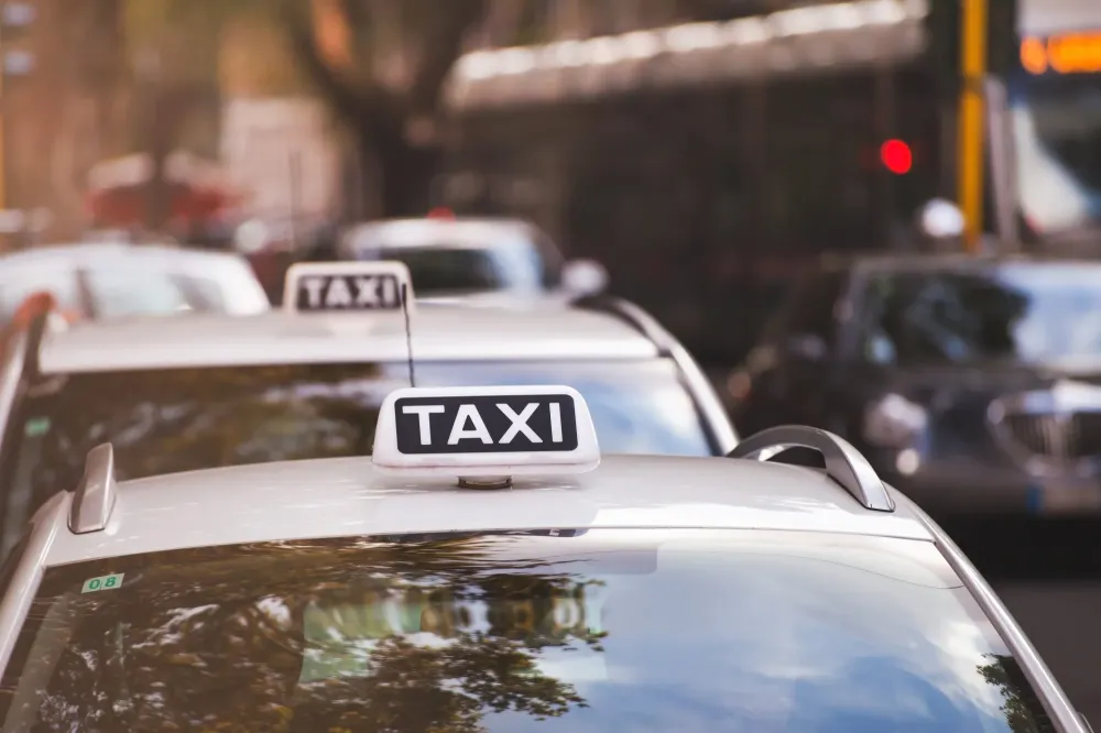 Taxi week-end à Sainte-Gemme-la-Plaine